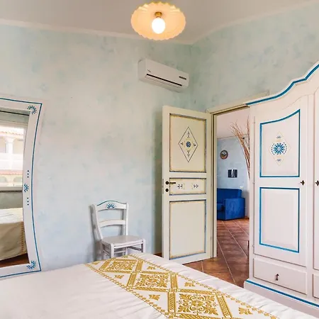 La Casa Di Cristina 2 Holiday home Calasetta